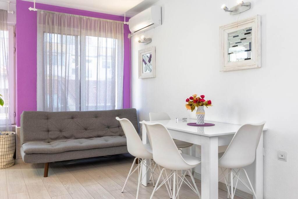 Sunny 2-Bedroom Maisonette Varna & Parking Exterior photo