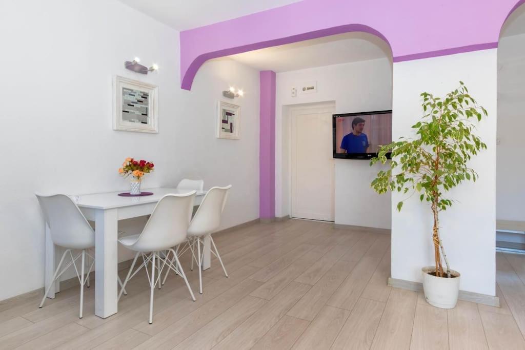 Sunny 2-Bedroom Maisonette Varna & Parking Exterior photo